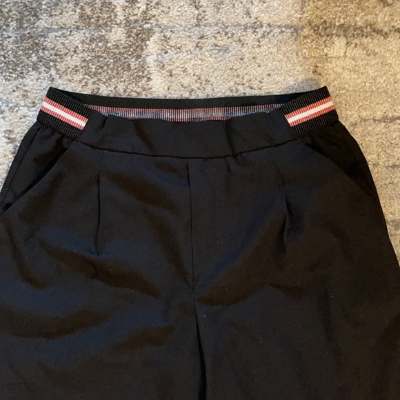 ❌Sold Zara women’s black straight leg ankle pant with pockets - Picture 4 of 7